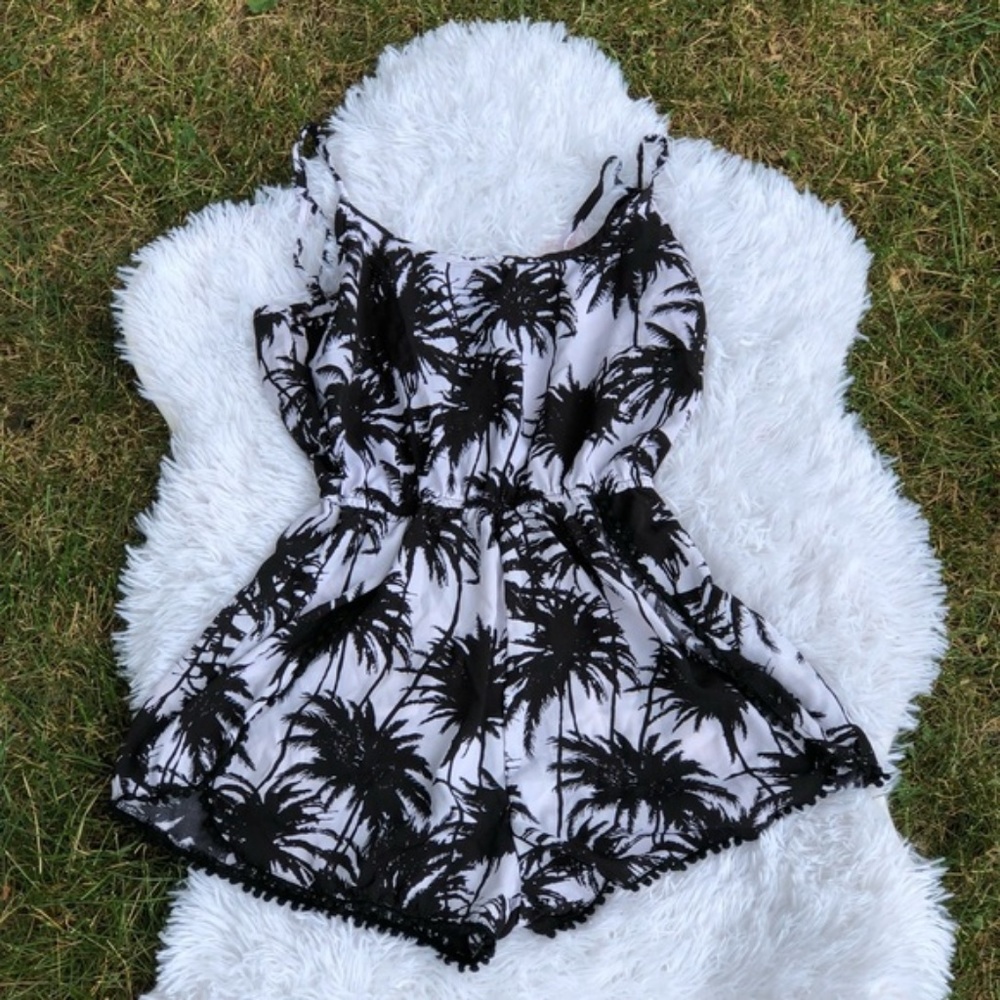Rue 21 black and white romper